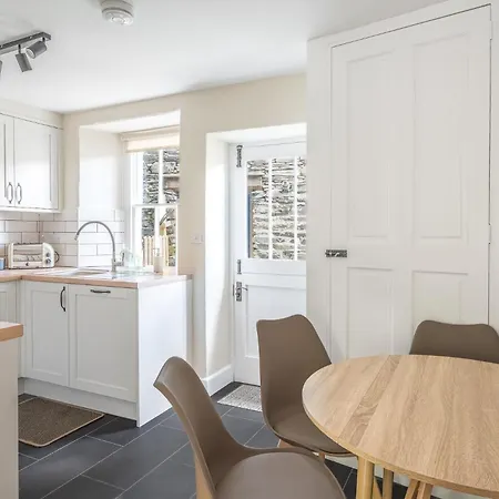 4 Dixon Ground In * Coniston